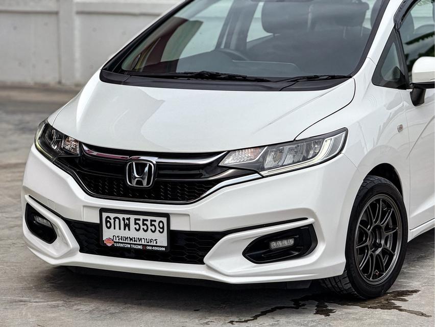 รหัสรถ WRT5559 2018 HONDA JAZZ, 1.5 i-VTEC V