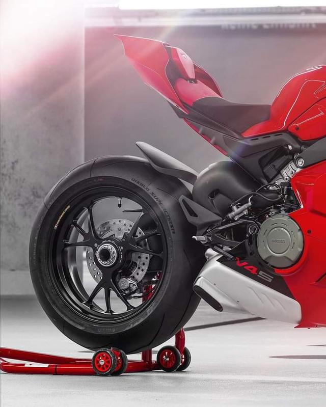  ขายรถมือ 2 Ducati Panigale ราคาถูก 3