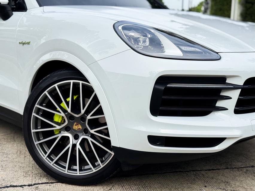 รหัสรถ AVA1919 🌟 Porsche Cayenne e-hybrid Coupe ปี 2022 9