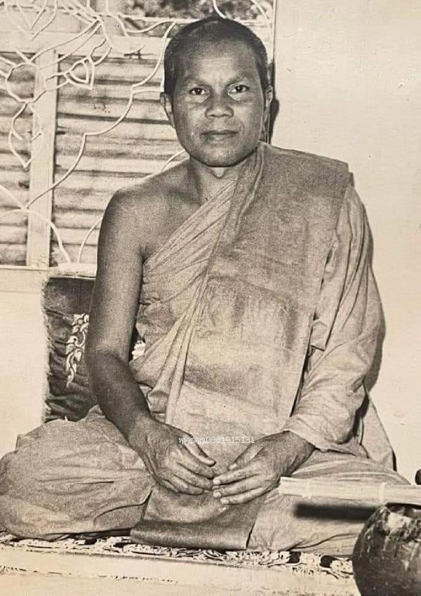 ลูกอมเนื้อว่านหลวงพ่อทวด ปี2497 วัดช้างให้ จ.ปัตตานี 4