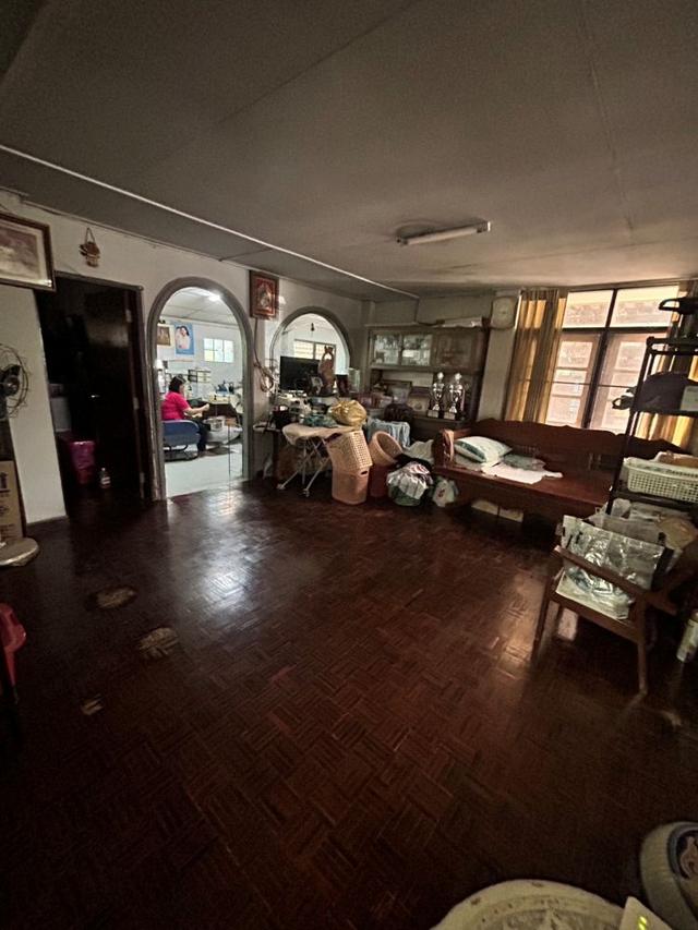 ขายบ้านเดี่ยว หลังมุม พร้อมที่ดินและกิจการร้านอาหาร ทำเลดี ซ.บางกระดี่ 3 พระราม 2  7