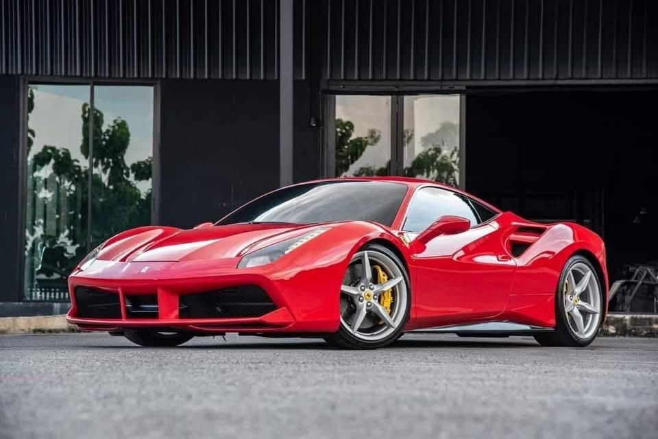 Ferrari 488 GTB ขายรถมือสอง ปี 2016 2