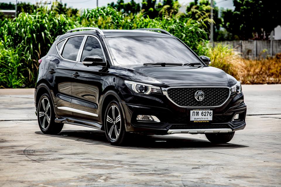 MG ZS 1.5X Sunloof ปี 2018 สีดำ รุ่นท๊อป