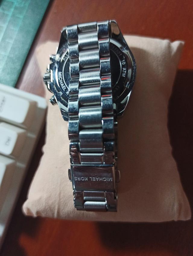 ขายนาฬิกา MICHAEL KORS รุ่น MK6174Bradshaw Chronograph Quartz สีเงิน แท้ห้าง สภาพ 90 เปอร์เซ็นต์ 4