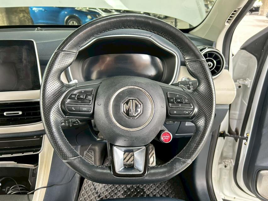MG HS 1.5 Turbo X Sunroof AT ปี 2021  12