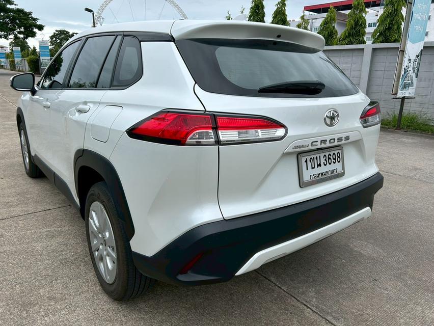 ขาย Toyota Cross 1.8Sport ปี21 6