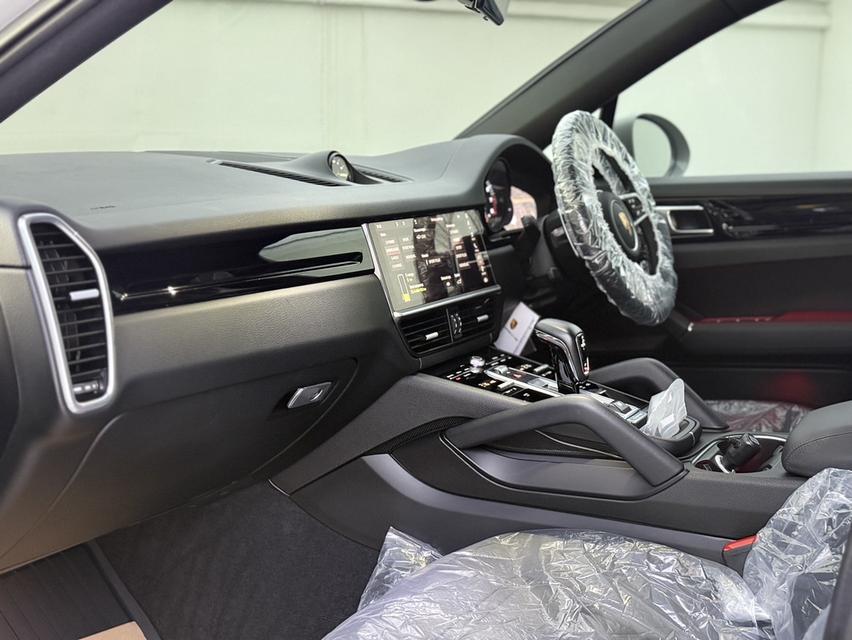 Cayenne E-Hybrid Coupe 8