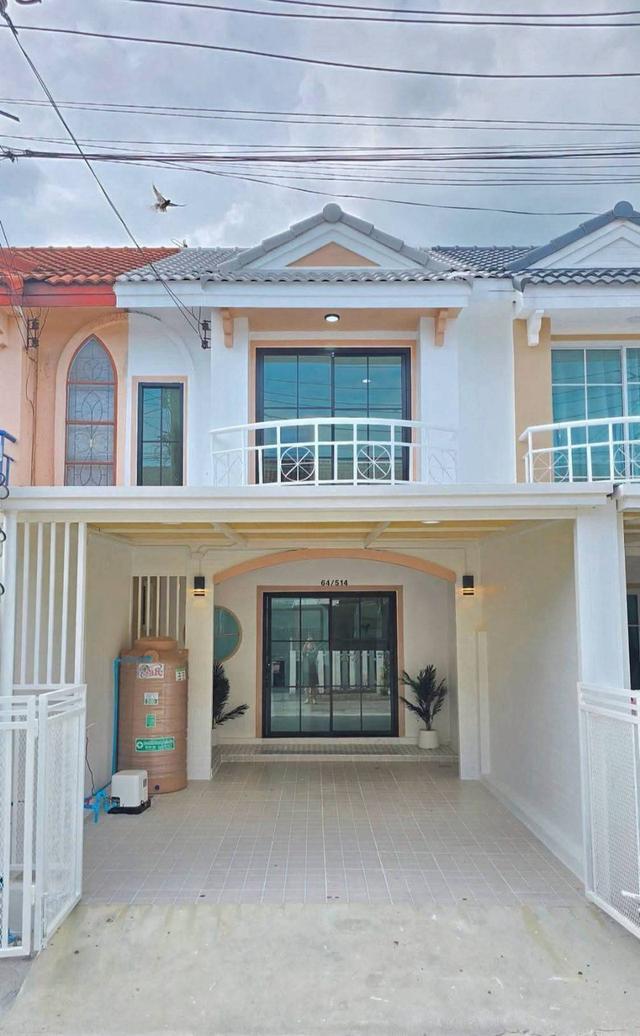 หมู่บ้านสิรารมย์ บ้านกล้วย-ไทรน้อย บางบัวทอง ทาวน์เฮาส์ 2 ชั้น ตกแต่งใหม่พร้อมอยู่  โครงการของแลนด์&เฮ้าส์ 2