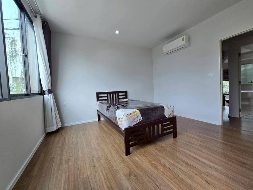 ให้เช่า ทาวน์โฮม 3 ชั้น หมู่บ้านกลางเมือง ลาดพร้าว-เสรีไทย ซอยเสรีไทย 52 ถนนเสรีไทย แขวงคันนายาว เขตคันนายาว กรุงเทพมหานคร 13