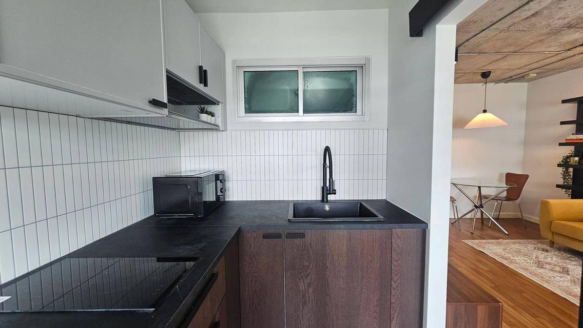 One Thonglor Station: 31 sq.m. Studio Loft, 200m from BTS Thong Lo behind T-One. High Yield 8%+, fully furnished, only 3.65 MB. 8