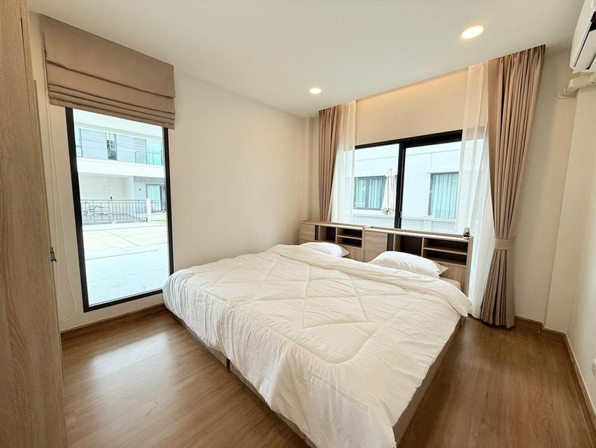 ให้เช่าบ้าน Centro Bangna Phase 1 (AP) 4 ห้องนอน 4 ห้องน้ำ (209 ตร.ม.) แต่งครบ หรูหรา พร้อมเข้าอยู่! 15