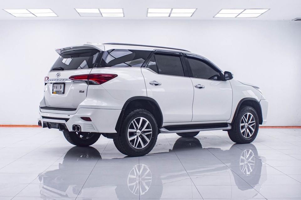 รหัสรถ 1D578 FORTUNER 2.8 V 4WD 2019 5