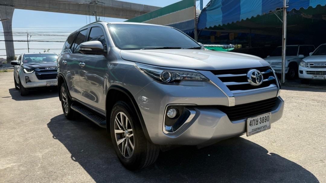 TOYOTA FORTUNER 2.4V AUTO 2016 รหัส PB3890