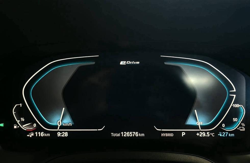 BMW 330e M-Sport (G20) ปี 2020 รูปที่ 12