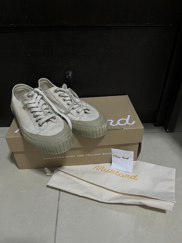 รองเท้า mustard size35-37