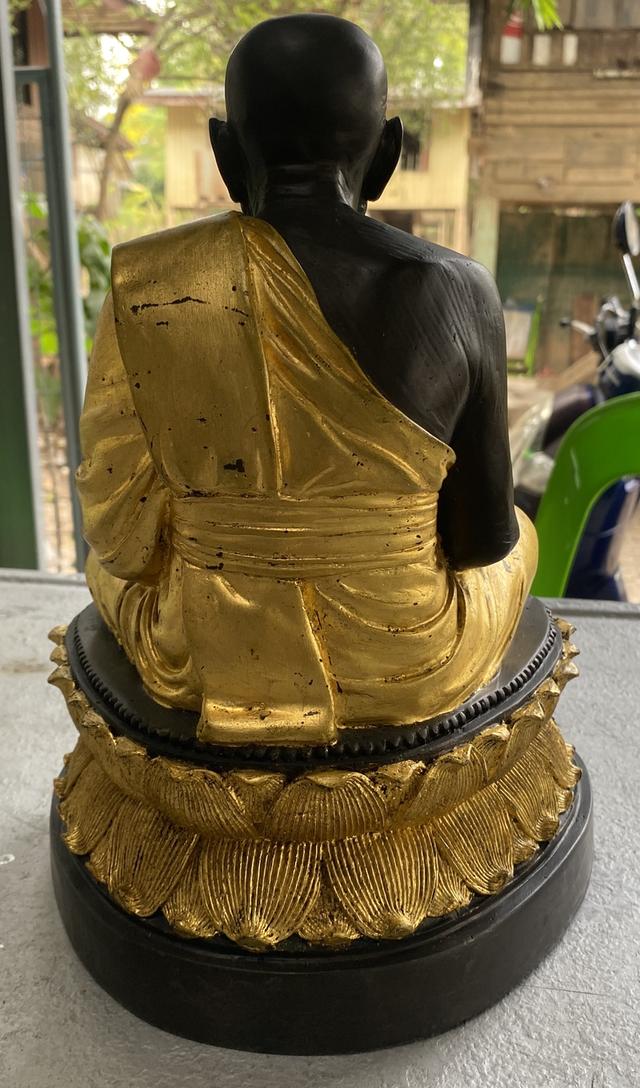 พระบูชาหลวงปู่ทวดหน้าตัก 7 นิ่วปี 2539 จีวรทองกรรมการ ออกวัดพระโค๊ะ จ.สงขลา รูปย่อยที่ 3