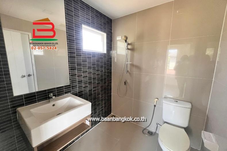 ทาวน์เฮาส์ โครงการ พฤกษาวิลล์ 89 (ซอยกาญจนาภิเษก 6/1) เนื้อที่ 25.3 ตารางวา ใกล้แฟชั่นไอส์แลนด์ ถนนกาญจนาภิเษก แขวงท่าแร้ง เขตบางเขน กรุงเทพมหานคร 8