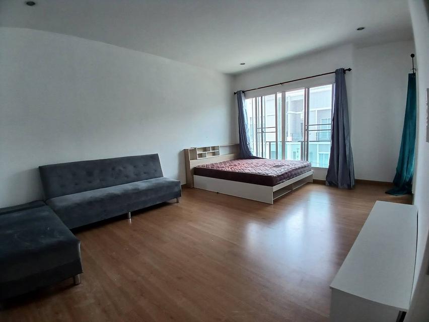 ให้เช่าทาวน์โฮม 3 ชั้น หมู่บ้านพาทิโอ ซอยพัฒนาการ 38 ใกล้ APL รามคำแหง (N.2024) 8