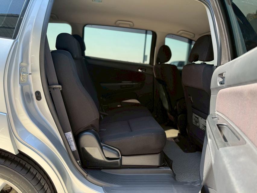 TOYOTA WISH 2.0 S VVT-i ปี 2008 13