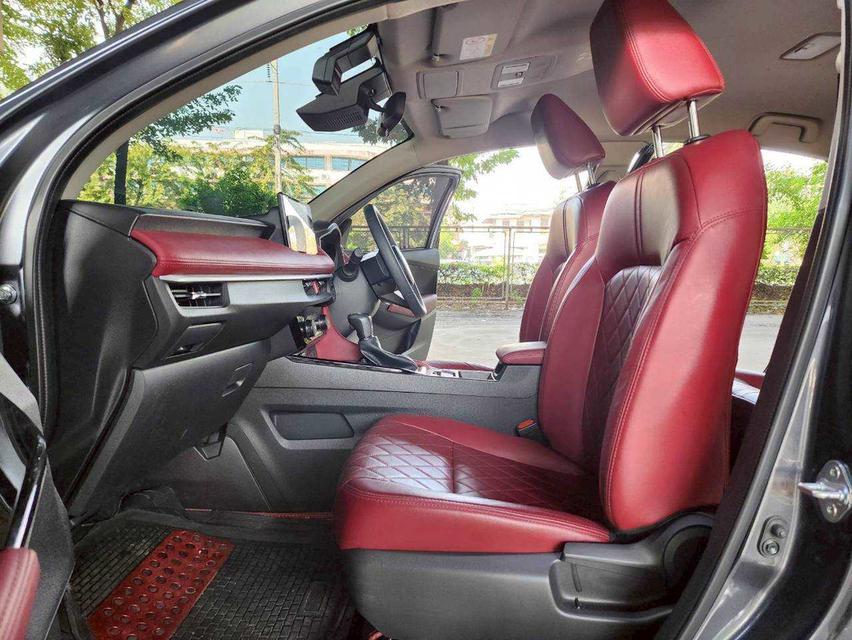 TOYOTA YARIS ATIV 1.2 PREMIUM LUXURY AT ปี 2024 รถสวยมือเดียว ไมล์น้อย 18