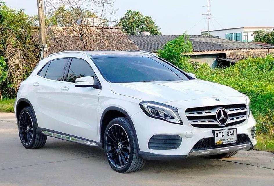 Benz GLA250 AMG Dynamic Facelift Y2019 จด 2020 ไม 32,000 เหมือนได้รถใหม่