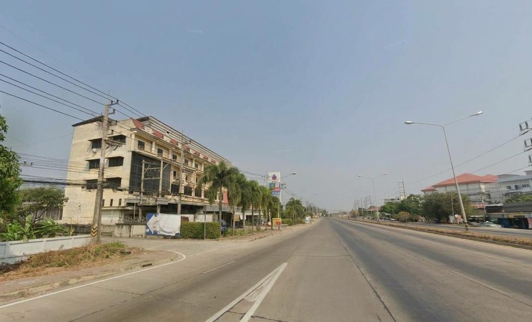 ตึกแถว 🏢 ขายอาคารพาณิชย์ 11 คูหา พร้อมโกดัง 399.8 ตร.ว. ติดถนนเพชรเกษม ใกล้วัดไร่ขิง 3
