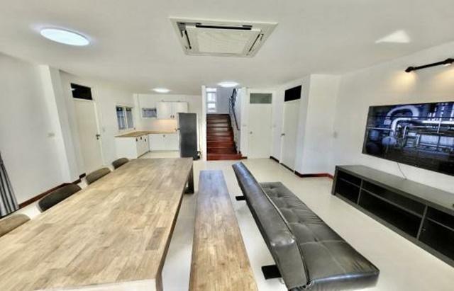 รร.สายอักษร 700 ม. บ้านเดี่ยว 2 ชั้นจดทะเบียนบริษัทได้ MRT รามอินทรา40 600 ม. ใหญ่ 4 นอน 4 น้ำ รามอินทรา 40-44 โรบินสัน