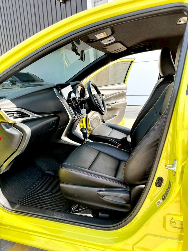 toyota yaris 1.2 G ปี 2019รถบ้าน น็อตหน้า-หลังไม่เคยขยับ