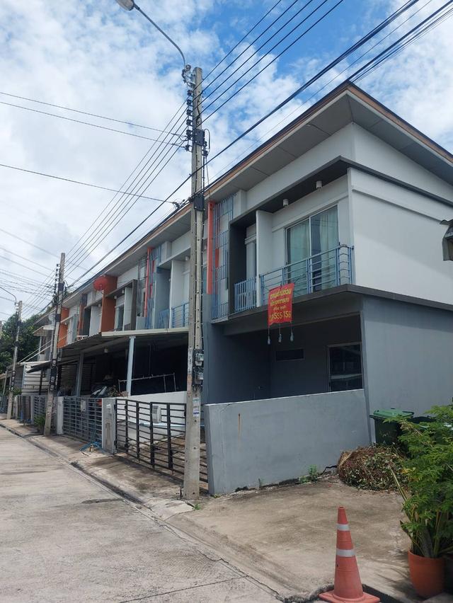 ขาย บ้านริมถนน ทำเลทอง ในโครงการ วิลเล้ต ริมถนนกาญจนภิเษก  2