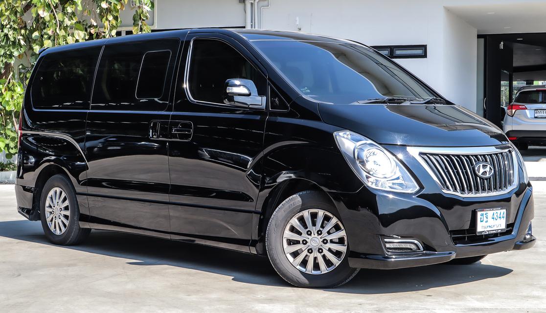 ขาย HYUNDAI H1 2.5 ELITE ปี 2017