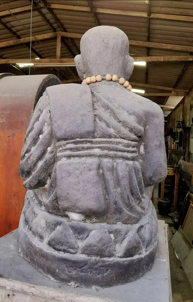 พระบูชาหลวงปู่ทวด องค์ใหญ่ เนื้อว่านสมุนไพร หน้าตัก12นิ้ว วัดเขาอ้อ จังหวัดพัทลุง 3