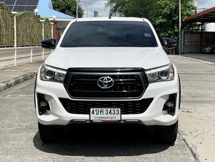 TOYOTA HILUX REVO DOUBLE CAB 2.8 G PRERUNNER ROCCO (MNC) ปี 2018 AUTO สภาพนางฟ้า 3