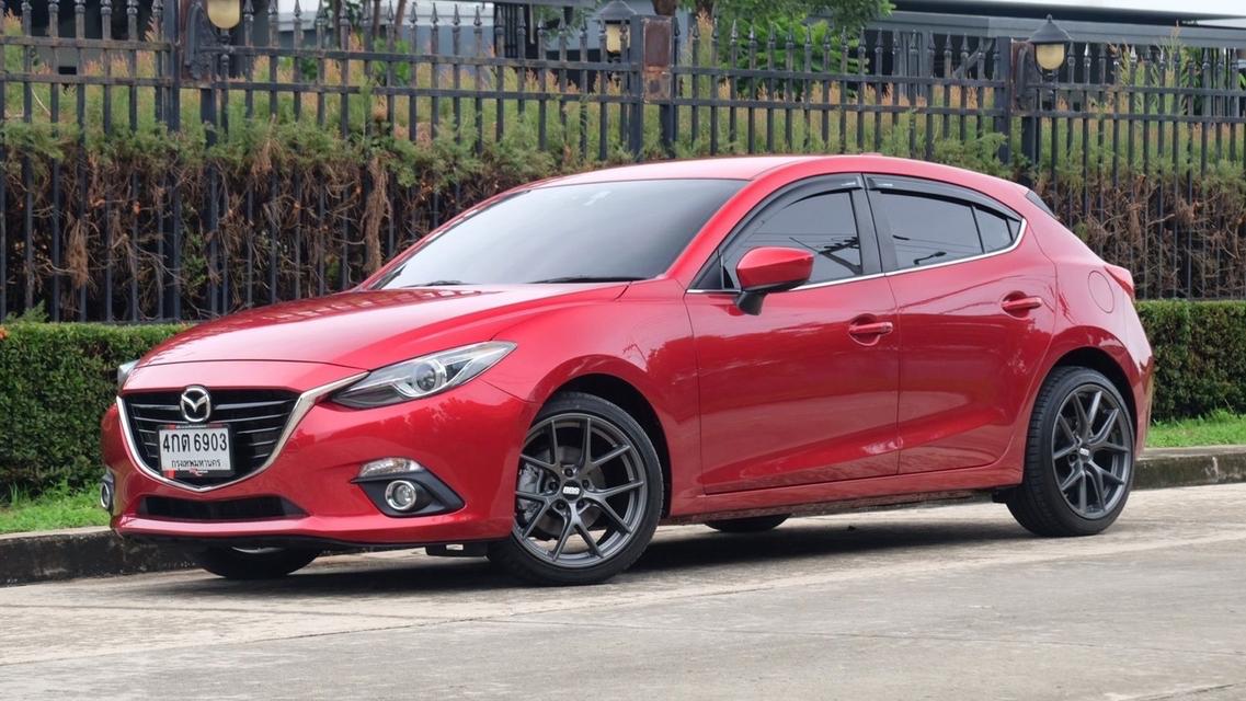 (แจ้งรหัสรถ KN6903) :MAZDA 3 รุ่น SP SPORTS 2015