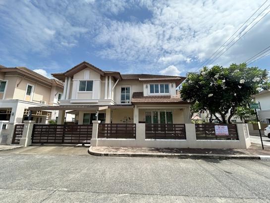 ขายบ้านเดี่ยว 2 ชั้น หลังมุม Size ใหญ่ ม.ปริญญดา ฉลองรัช 72 ตร.ว เลียบทางด่วนเอกมัย-รามอินทรา ตกแต่งสวยทั้้งหลัง ใกล้เซ็นทรัลอีสต์วิลล์ ใกล้ทางด่วน 1