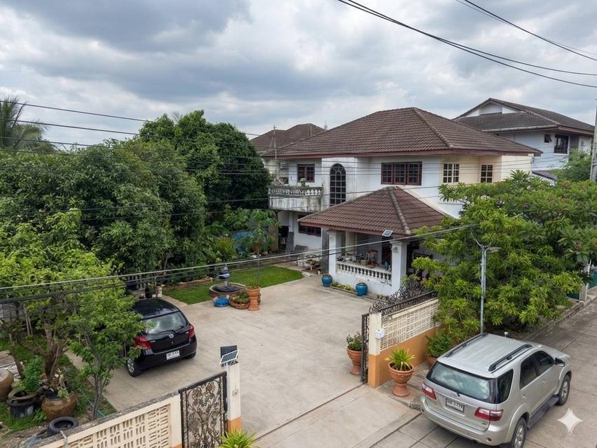 บ้านพร้อมที่ดิน 159 ตรว. 5 นอน 2 น้ำ 2 ครัว 1 พระ 1 นั่งเล่น 1 โถง 2