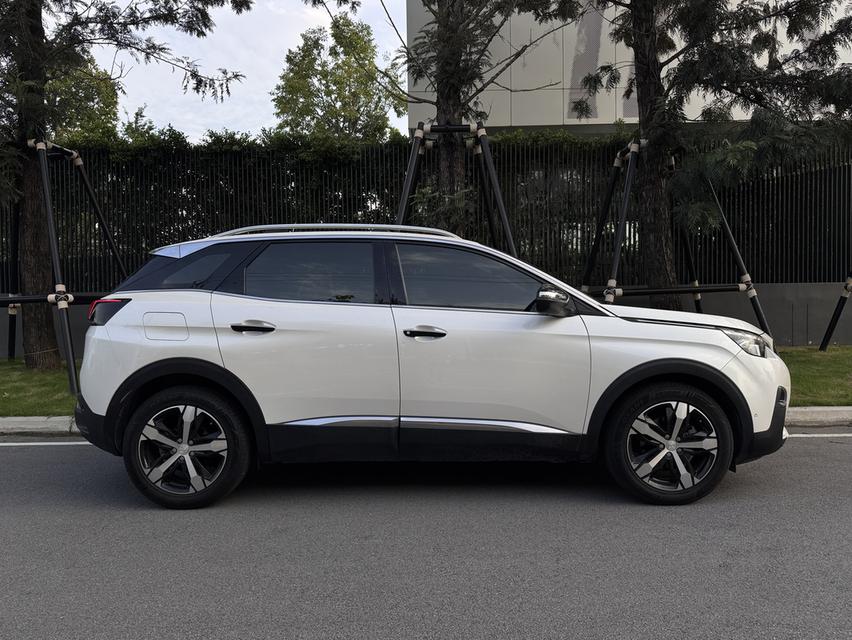 2022 PEUGEOT 3008 ALLURE 1.6 Turbo รุ่นท๊อป หลังคา Paronamic หรูแบบยุโรป ดูแลง่าย รูปย่อยที่ 3