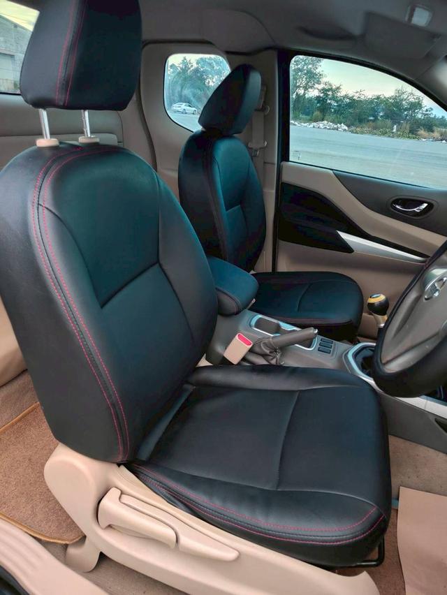 ชายรถยนต์มือสอง