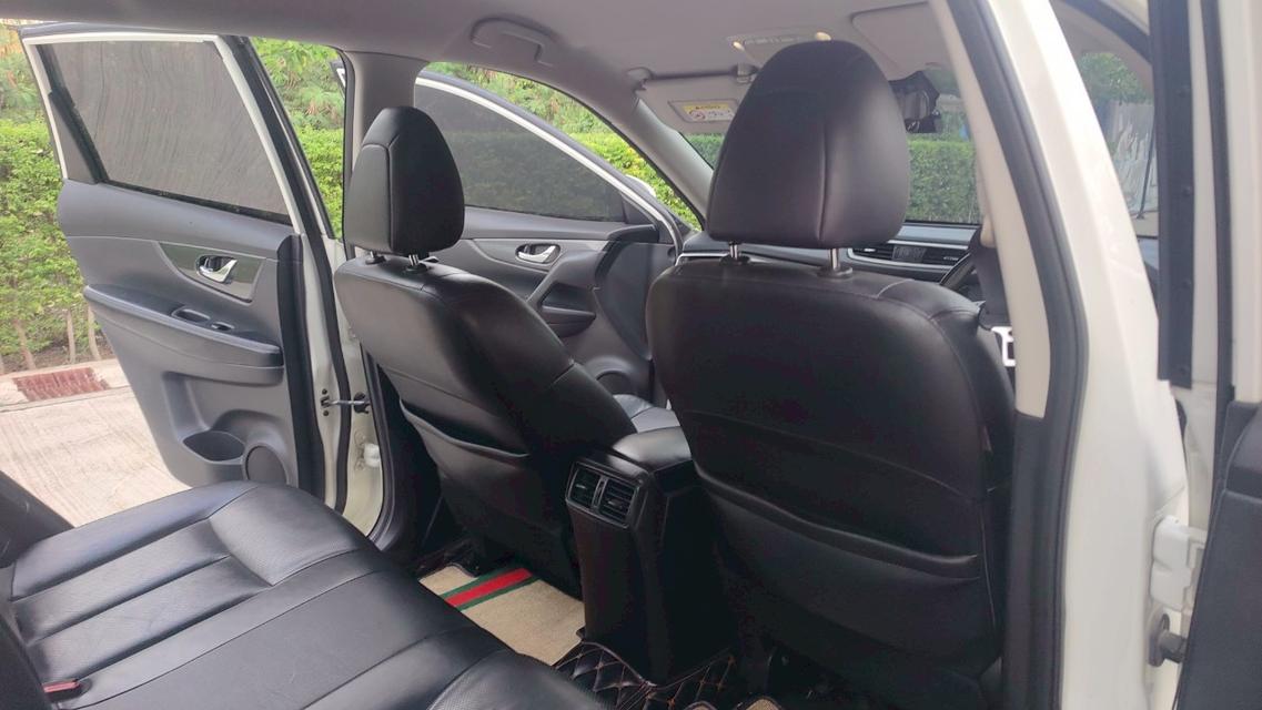 2016 Nissan X-Trail 2.0 (ปี 14-20) V Hybrid 4WD SUV