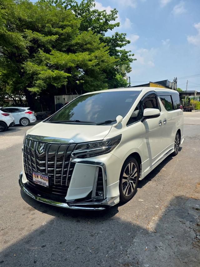 Toyota ALPHARD 2.5SC PACKAGE สีขาว ปี 2020 ไมล์ 60,000 กม.