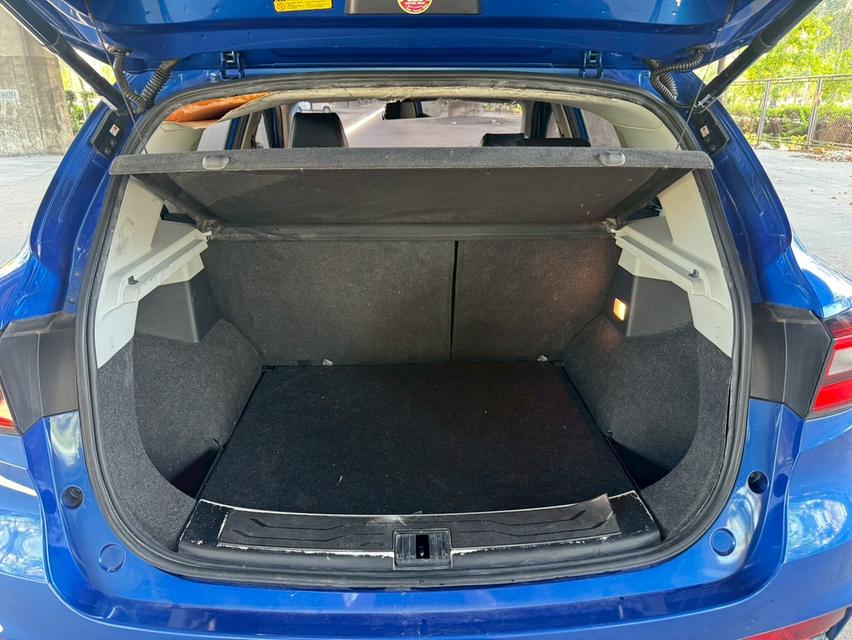 MG ZS 1.5 X Sunroof AT ปี 2018 17