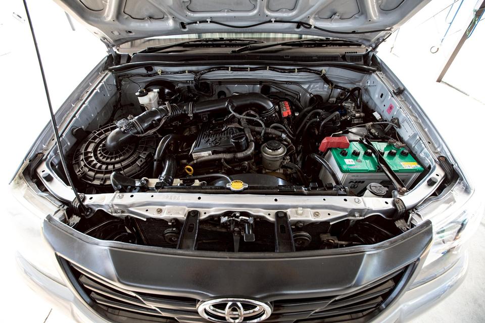 TOYOTA HILUX VIGO 2.7 J STANDARD CAB ปี 2015 สีเทา มือเดียว 12
