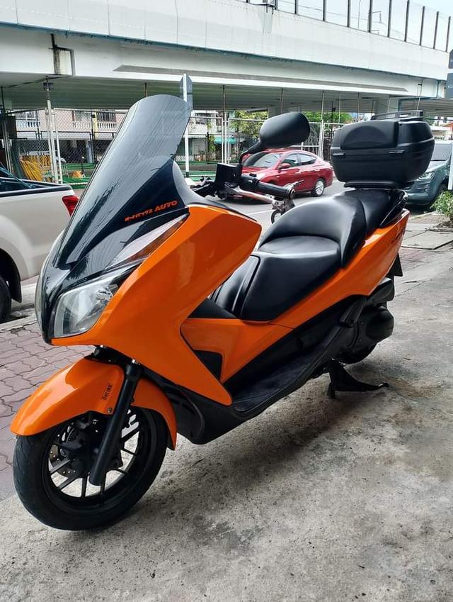 Honda pcx 160 สีส้ม 3