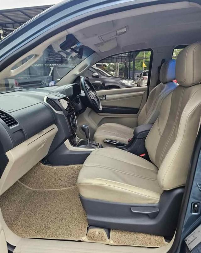 CHEVROLET TRAILBLAZER 2.8 LTZ 4WD AUTO TOP ปี 2013 การันตรีสวย รถใช้งานเองทุกวันคับบเครื่องดีเกียร์ดี ขับทางไกลสบายดูแลทุกระยะตลอด รูปที่ 13