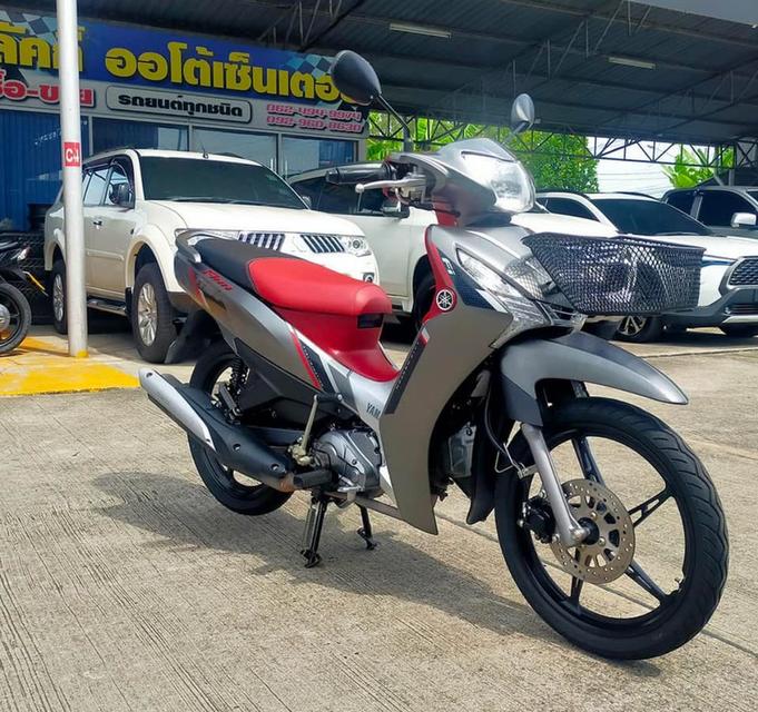 Yamaha Finn สีเทา ปี 2021