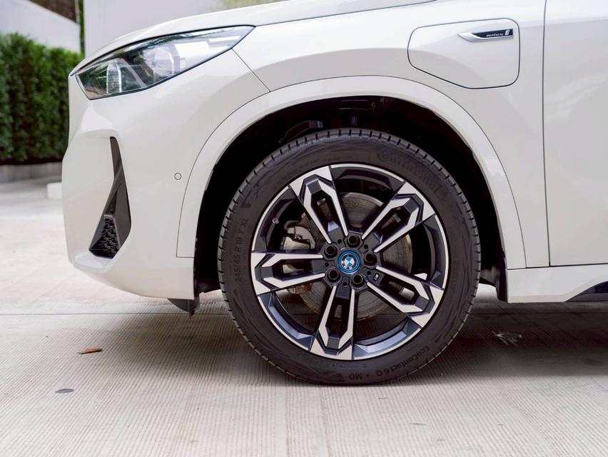 BMW X1 xDriv30e M Sport ปี 2023 20
