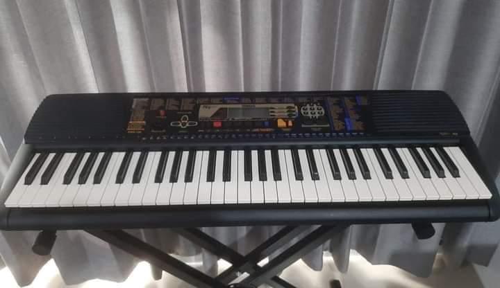 YAMAHA PSR-195 คีย์บอร์ดไฟฟ้า 1