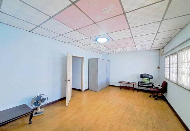 ขายทาวน์เฮ้าส์ หมู่บ้านธนะธานี ถนนสุคนธสวัสดิ์ ซอย 24 เขตลาดพร้าว กรุงเทพมหานคร 7