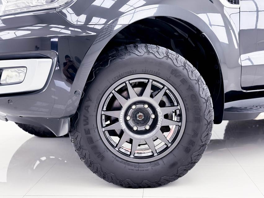 6A970 FORD EVEREST, 2.0 BI-TURBO 4WD TITANIUM PLUS เกียร์ AT ปี2018 สีดำ ทะเบียน 8กข9260 กรุงเทพฯ เลขไมล์ 209,262 กม.ราคา 509,000 บาท รูปย่อยที่ 3