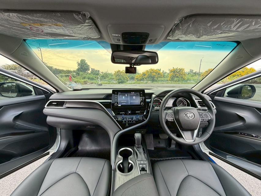 TOYOTA CAMRY 2.5 HEV Premium MNC Sunroof ปี23 สีขาวมุก สวยสุดในรุ่น มือเดียว สภาพป้ายแดง 6