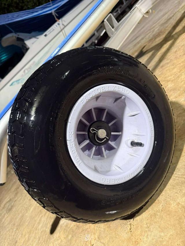 ดอลลี่ใหญ่  factory ล้อหน้าใหญ่ หัวบอล วิ้นดึง ครบๆ มือ2 เหมือนใหม่  ใช้งานได้ดี รูปที่ 1